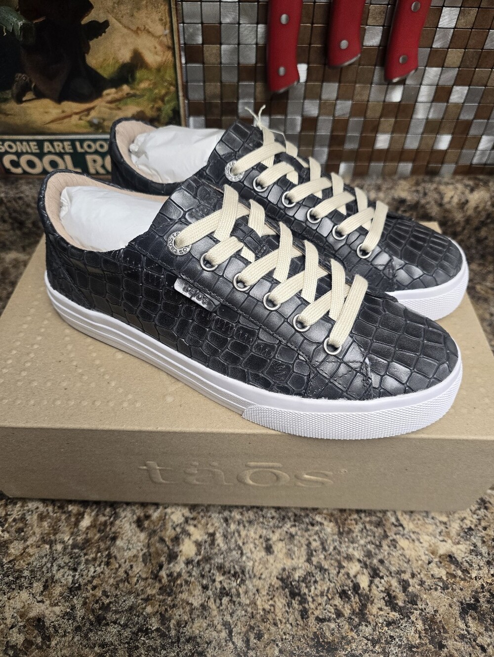Taos Footwear Women’s Black Croc-Embossed Sneakers with Cream Laces